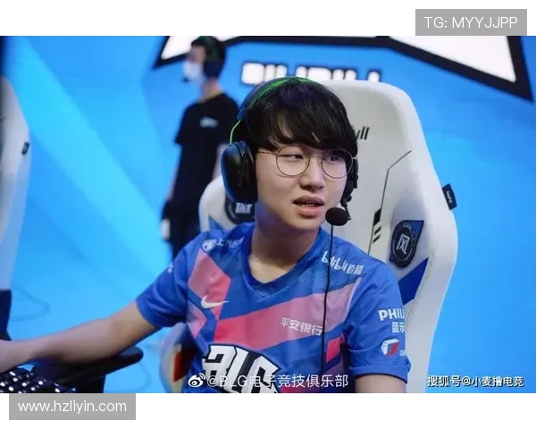 LNG战队在大师赛积分榜上以74分稳居第一竞争对手紧随其后