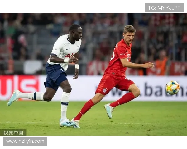 热刺与拜仁在奥迪杯的激烈对决展现足球魅力与战术智慧 热刺与拜仁在奥迪杯的激烈对决展现足球魅力与战术智慧