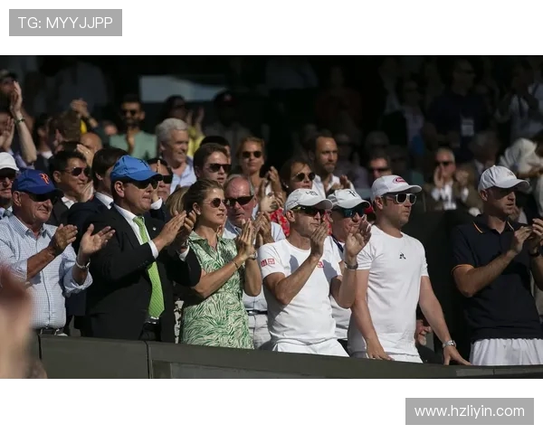 费德勒与佩拉的精彩对决：网球场上的巅峰对抗与技术较量