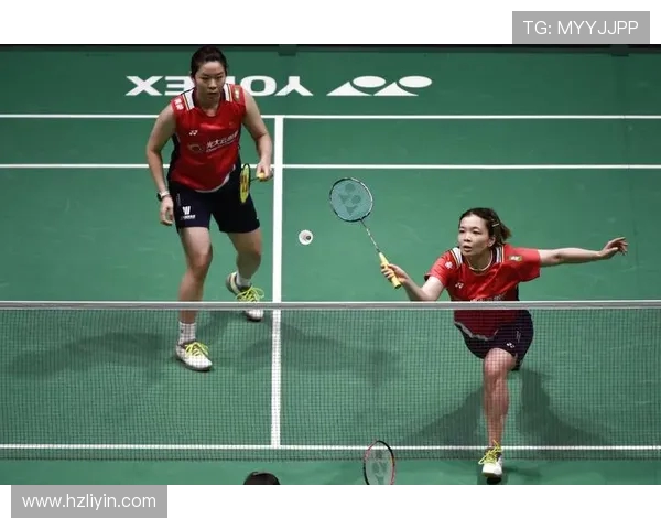 武汉羽毛球队与西安羽毛球队赛后复盘分析个人能力的对比与启示